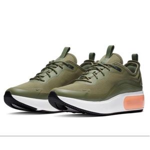 NEW NIKE medium olive Air Max Dia